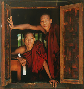 EMERSON MATABELE "LOVE,DEVOTION,SURRENDER" PHOTO